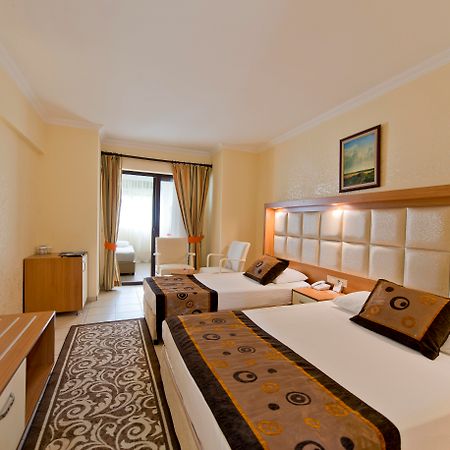 Oz Hotels Incekum Beach Resort & Spa Hotel Окурджалар Экстерьер фото