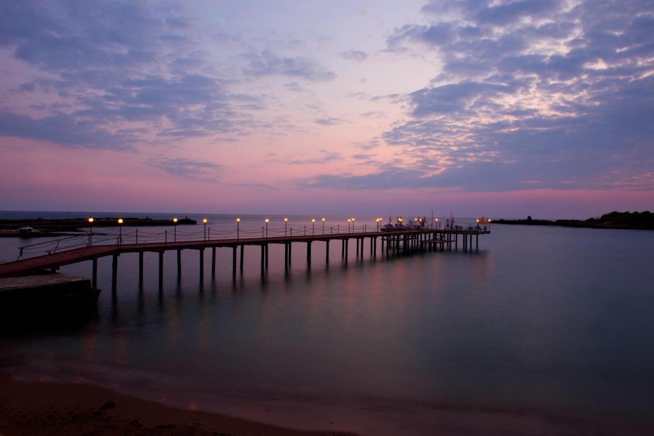 Oz Hotels Incekum Beach Resort & Spa Hotel Окурджалар Экстерьер фото