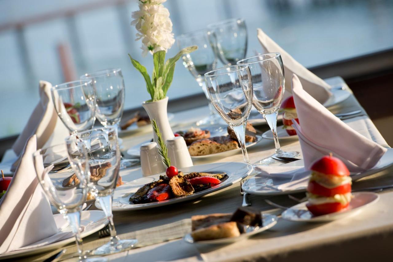 Oz Hotels Incekum Beach Resort & Spa Hotel Окурджалар Экстерьер фото